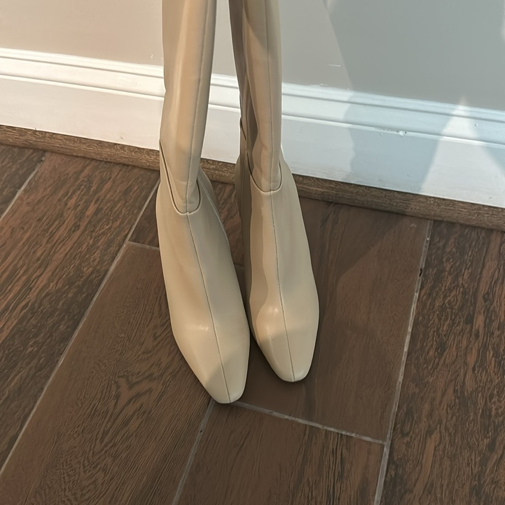 Forever 21 Beige Knee-High Stiletto Boots - Picture 4 of 6